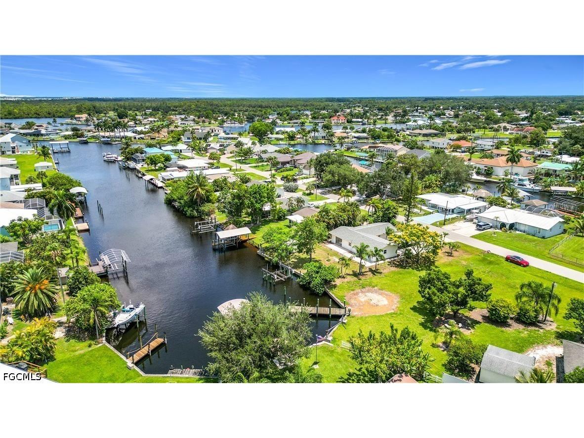 2137 Saint Croix Avenue Fort Myers FL 33905 2026026418 image34