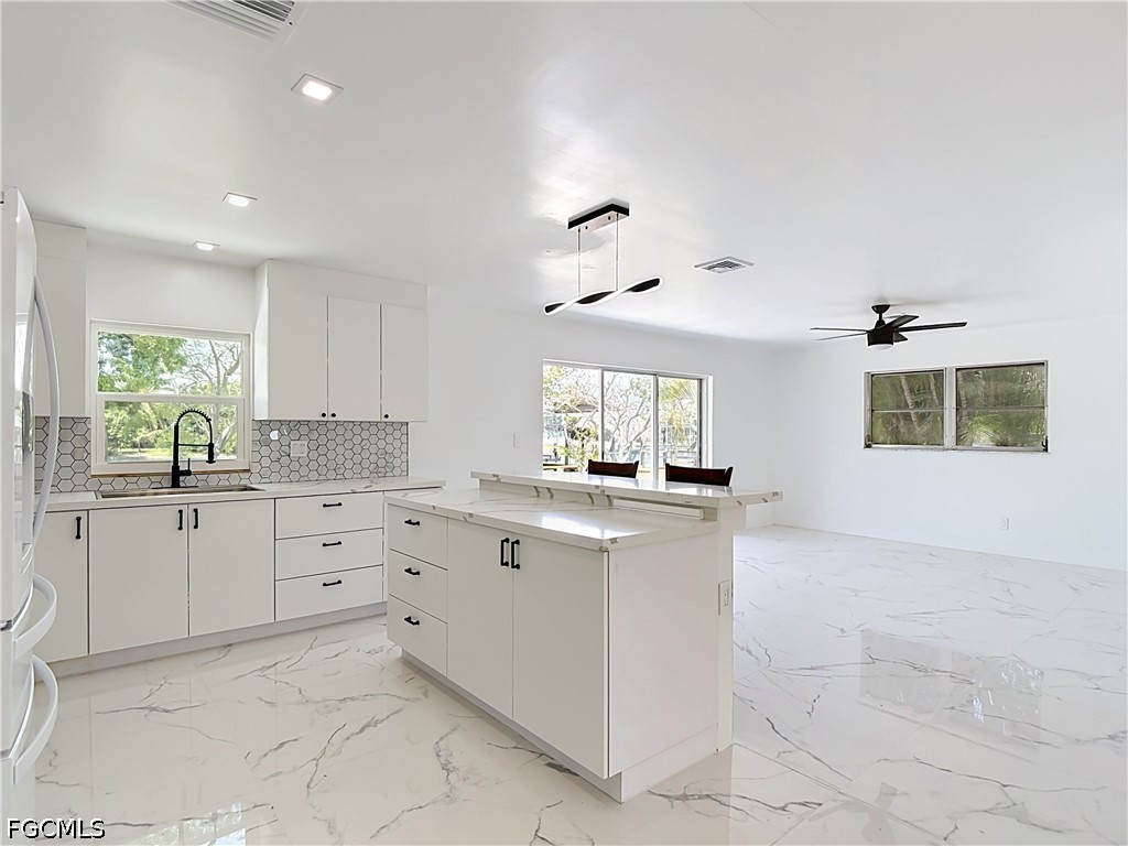 2137 Saint Croix Avenue Fort Myers FL 33905 2026026418 image5