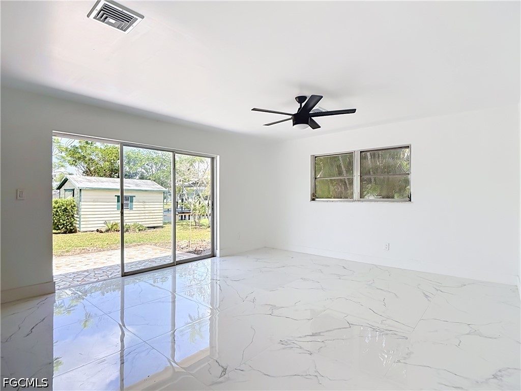 2137 Saint Croix Avenue Fort Myers FL 33905 2026026418 image8