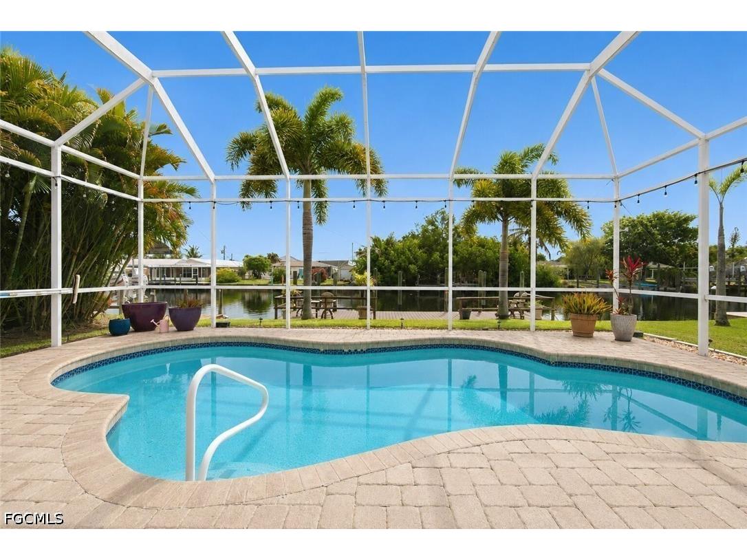 2138 Barbados Avenue Fort Myers FL 33905 2026018918 image3