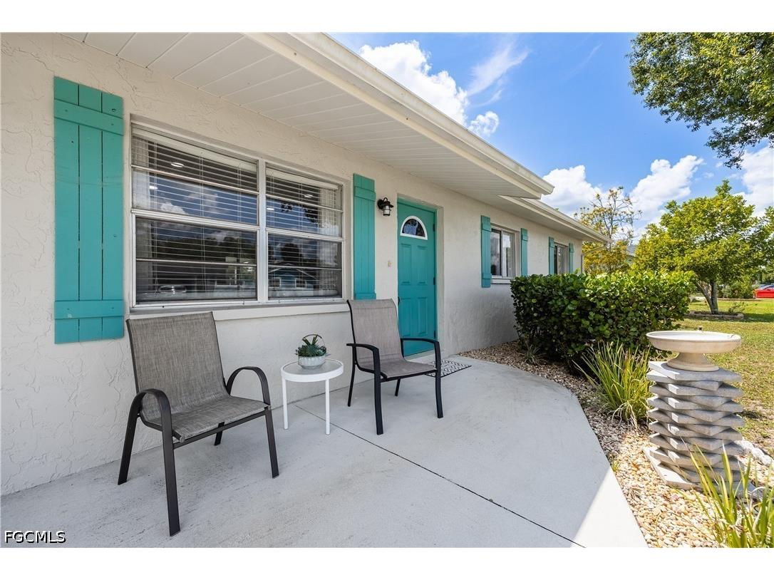 2138 Dominica Avenue Fort Myers FL 33905 2026028659 image3
