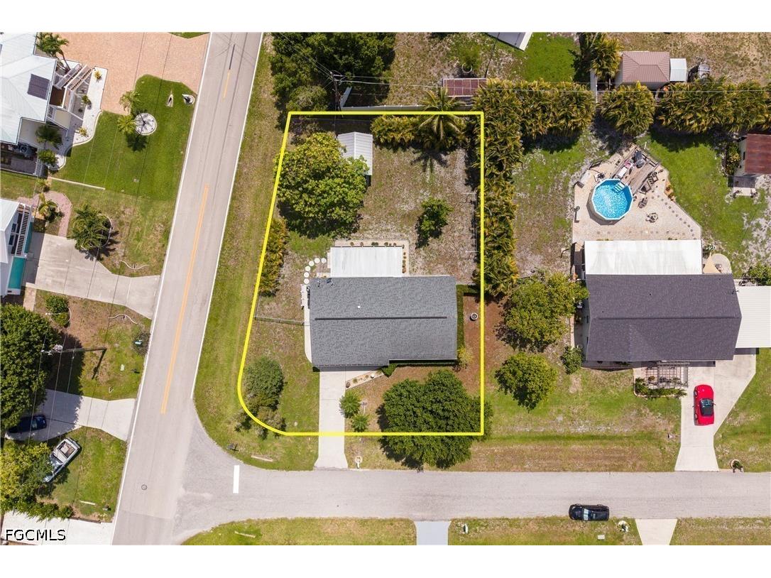 2138 Dominica Avenue Fort Myers FL 33905 2026028659 image33