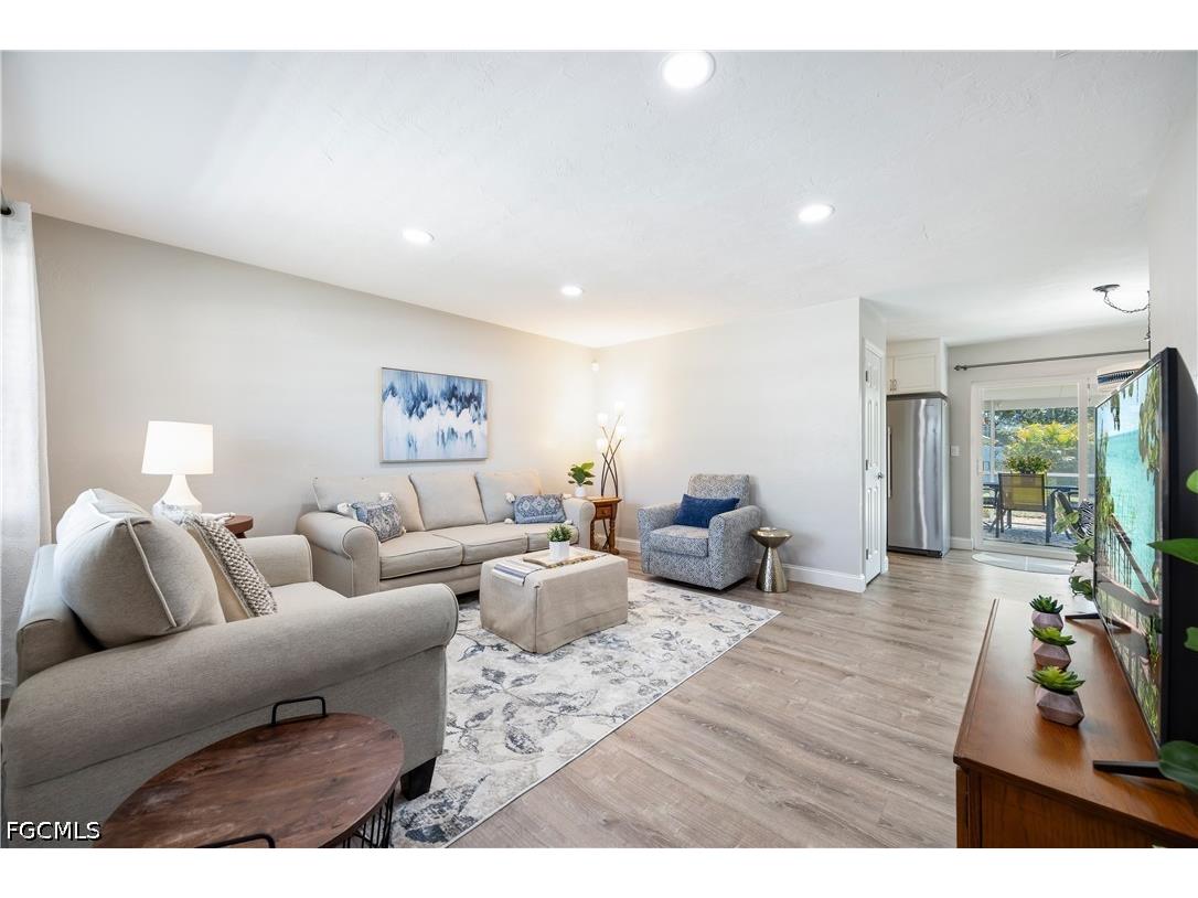 2138 Dominica Avenue Fort Myers FL 33905 2026028659 image5