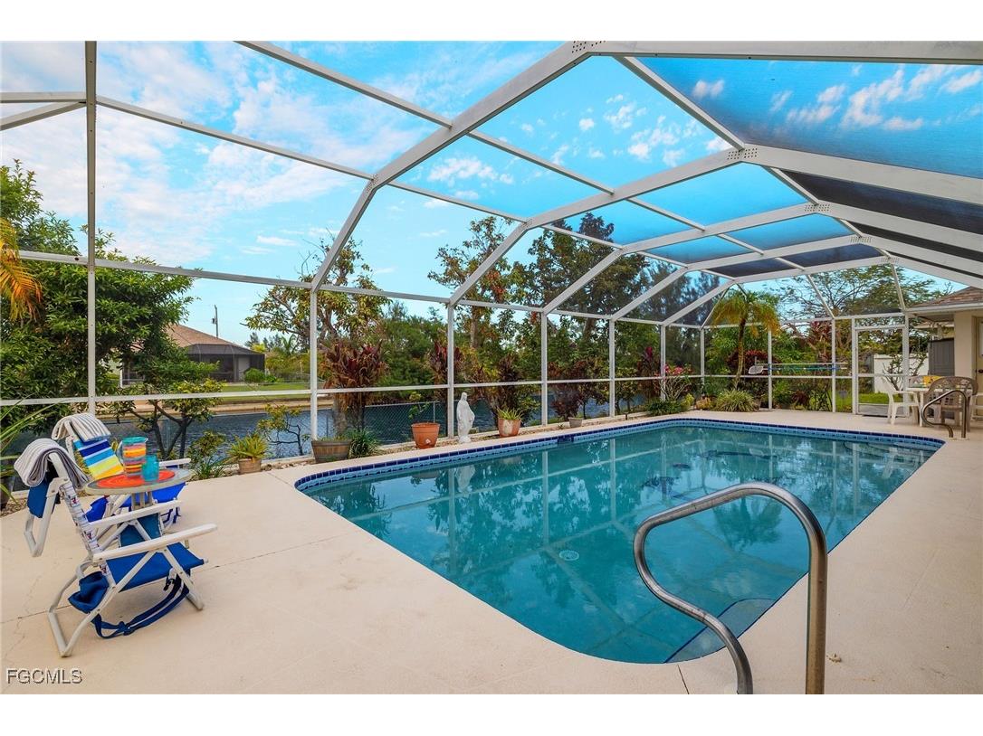 2138 SE 5th Place Cape Coral FL 33990 2025009750 image1