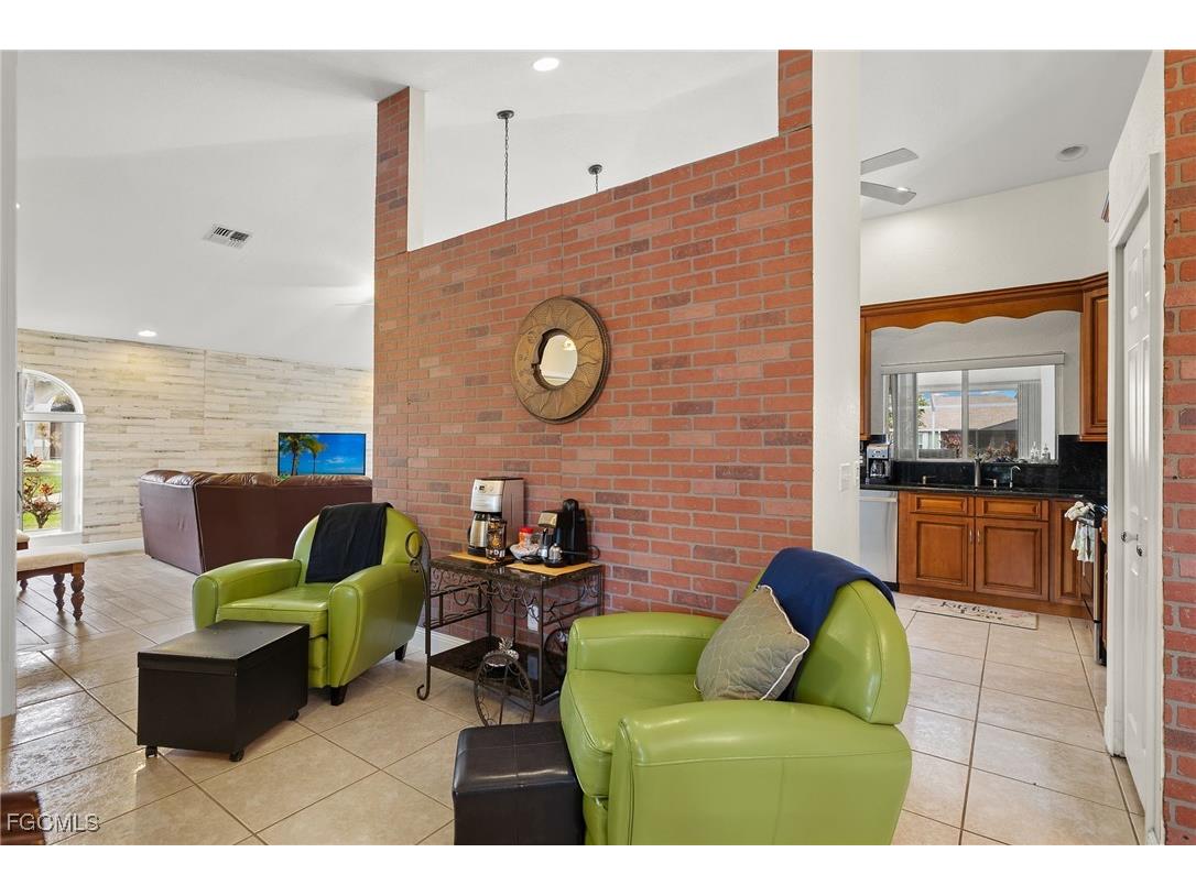 2138 SE 5th Place Cape Coral FL 33990 2025009750 image23