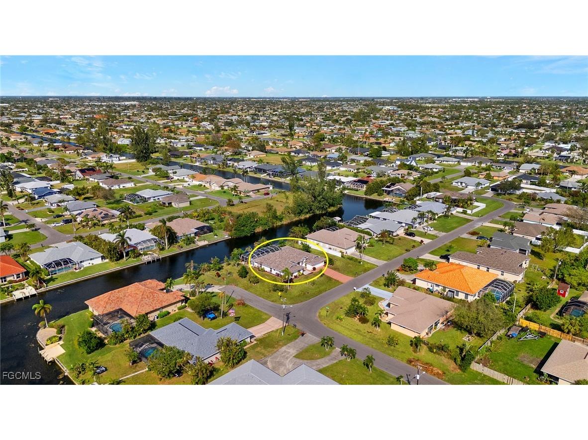 2138 SE 5th Place Cape Coral FL 33990 2025009750 image43