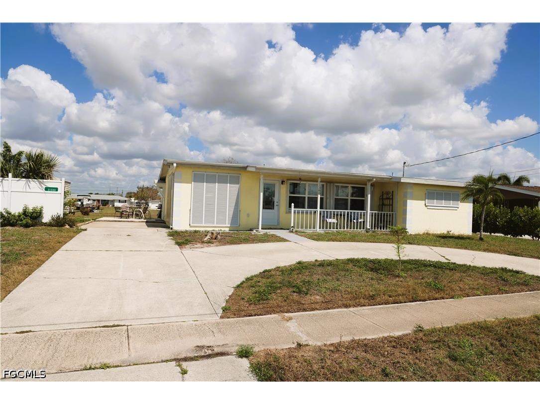 21380 Edgewater Drive Port Charlotte FL 33952 2026011662 image1