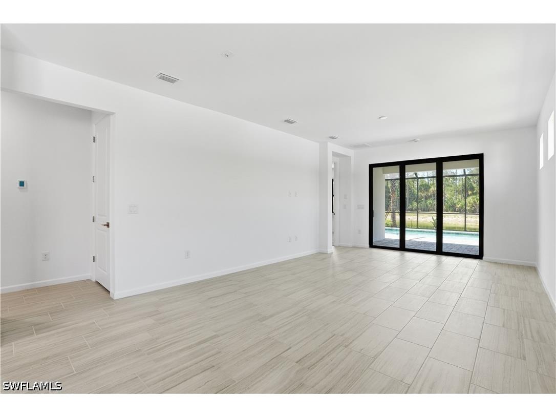 2139 Freemont Way Naples FL 34120 226018642 image10