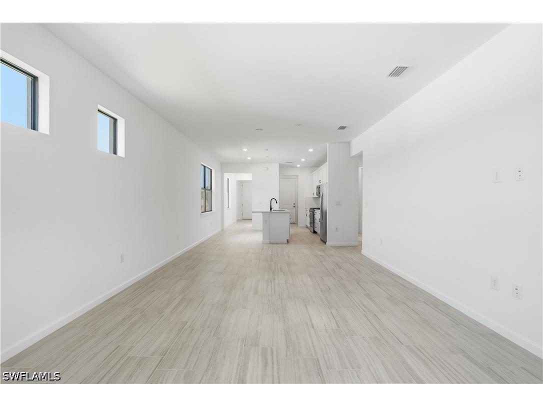 2139 Freemont Way Naples FL 34120 226018642 image11