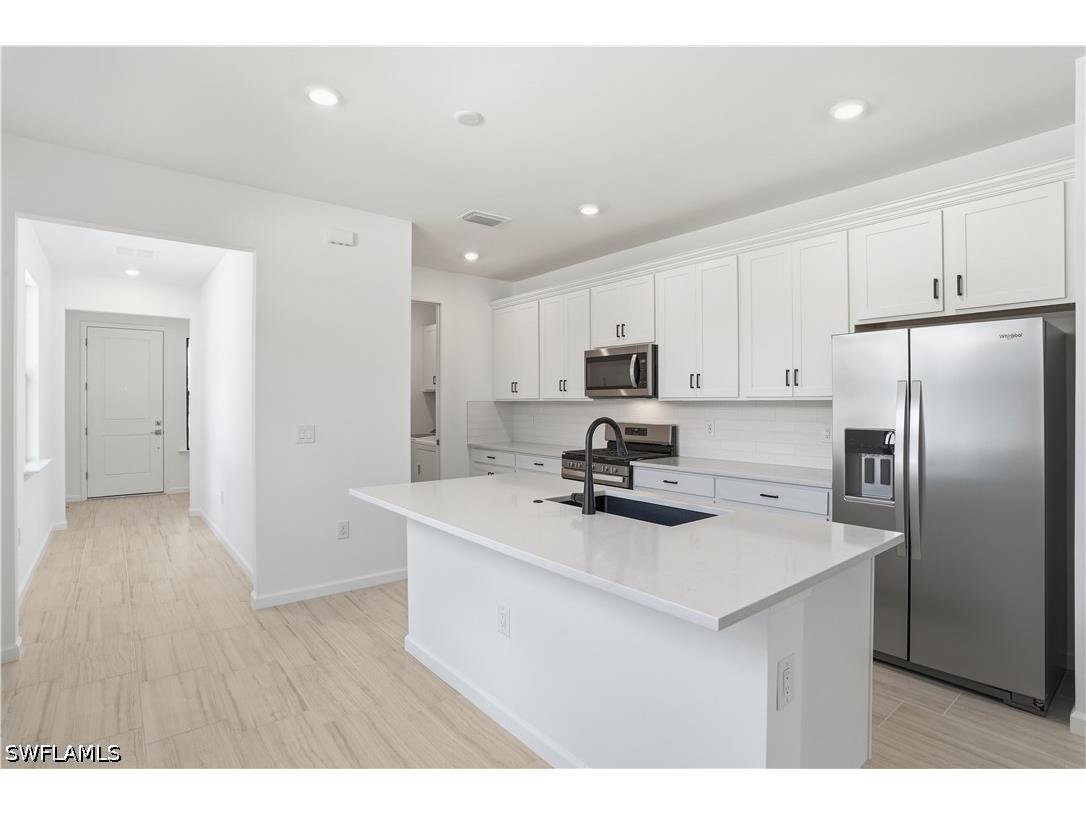 2139 Freemont Way Naples FL 34120 226018642 image4