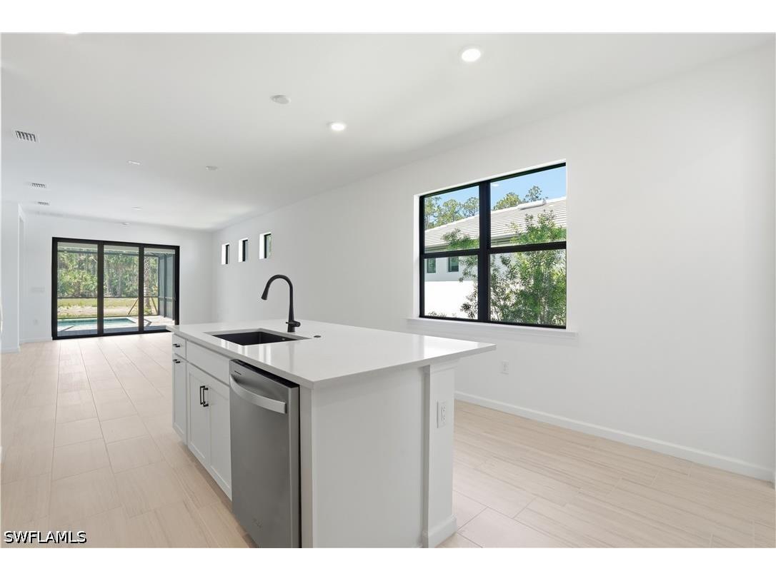 2139 Freemont Way Naples FL 34120 226018642 image7