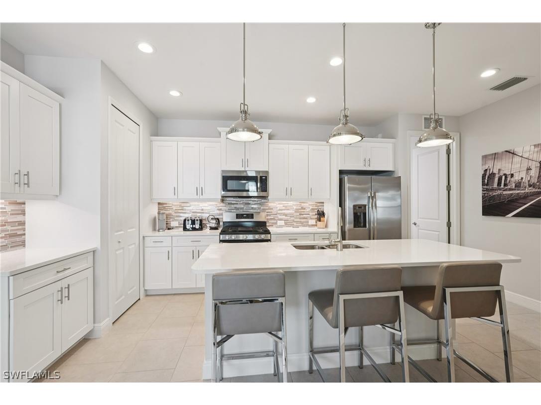 2139 Marquesa Circle Naples FL 34112 226006429 image5