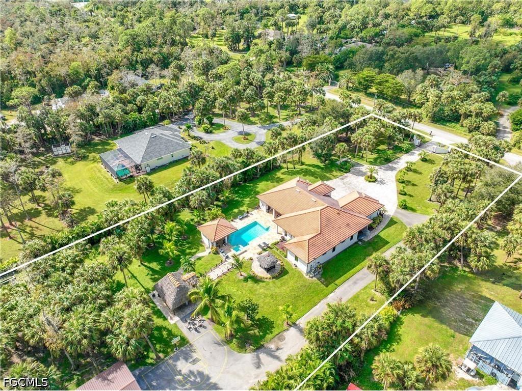 214 9th Street NW Naples FL 34120 2026029129 image2