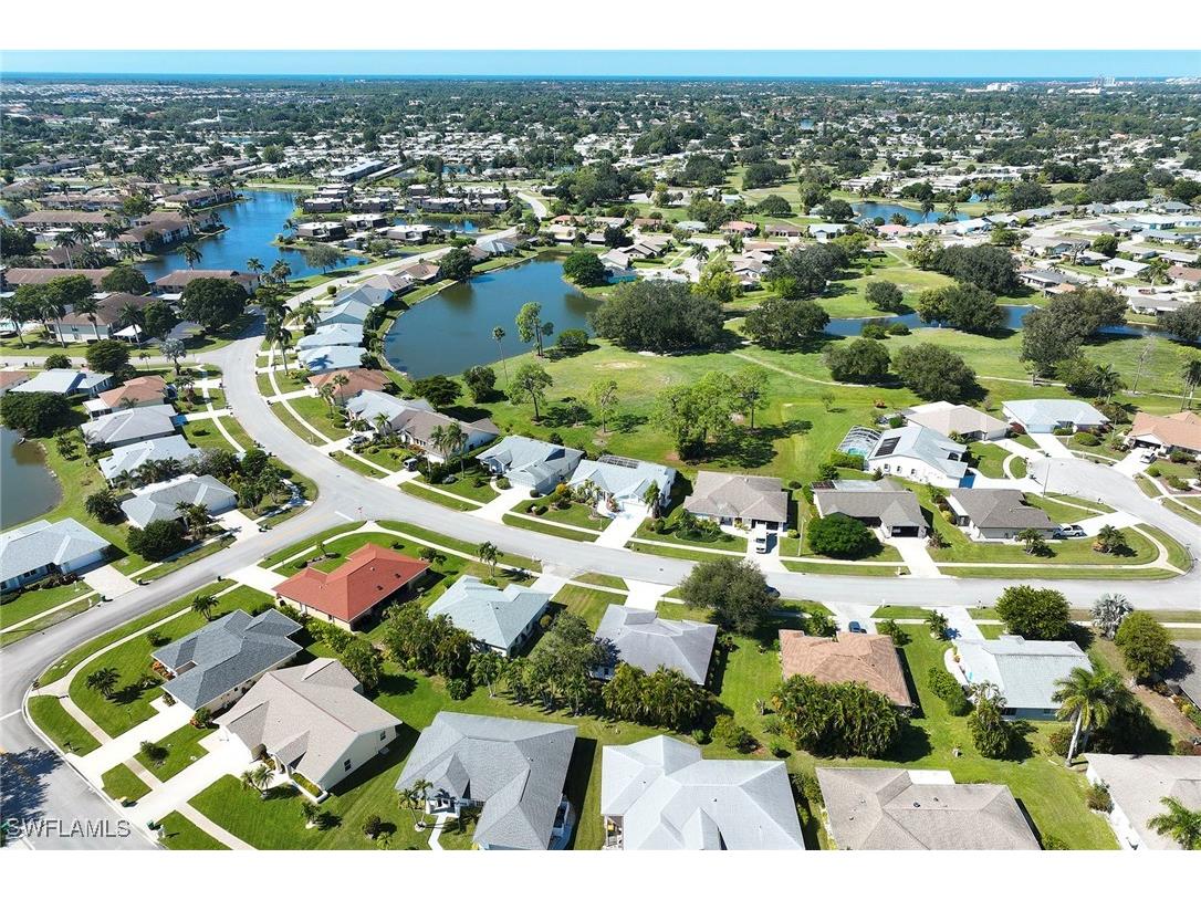 214 Marseille Drive Naples FL 34112 225079238 image18