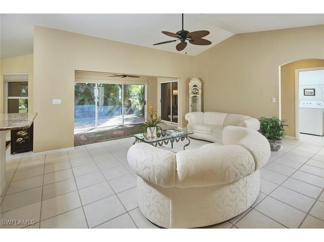 214 Marseille Drive Naples FL 34112 225079238 image3