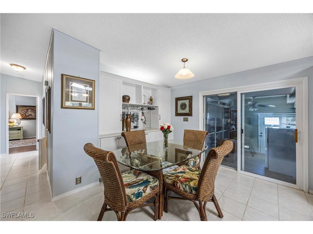 214 Riverwood Road Naples FL 34114 225082591 image10