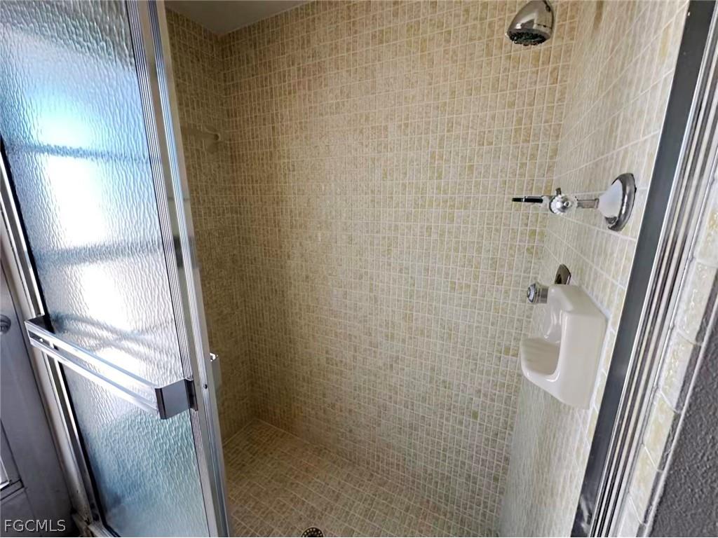 214 SE 7th Street Cape Coral FL 33990 2026009514 image13