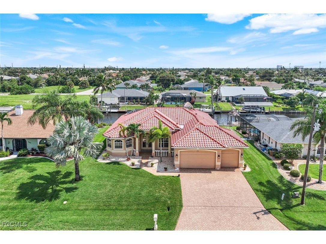 214 SW 39th Terrace Cape Coral FL 33914 2025015721 image1