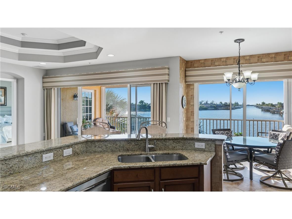 214 Shadroe Cove Circle #104 Cape Coral FL 33991 2025025928 image11