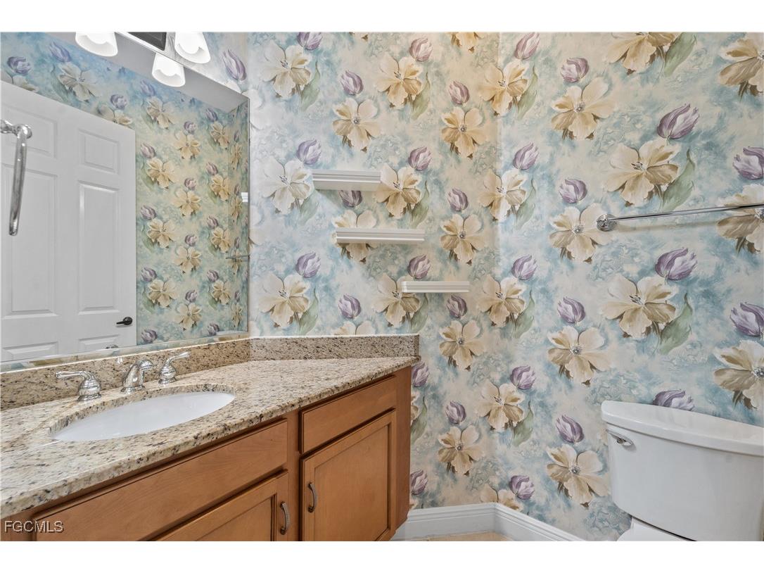 214 Shadroe Cove Circle #104 Cape Coral FL 33991 2025025928 image34