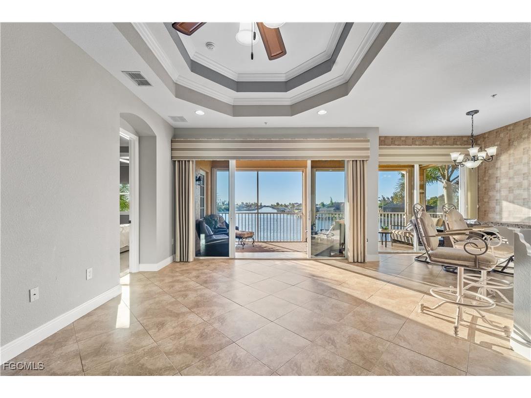 214 Shadroe Cove Circle #104 Cape Coral FL 33991 2025025928 image8