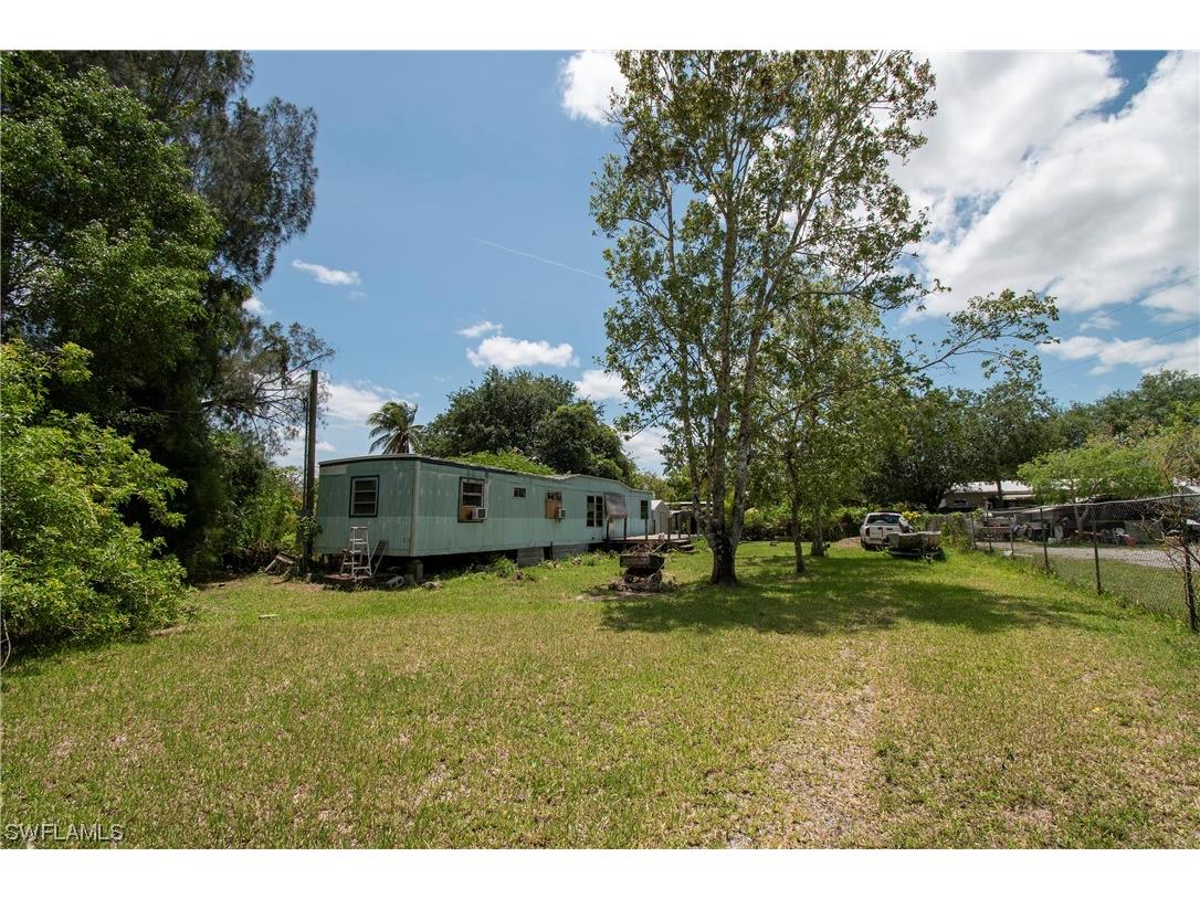 214 Turnstile Drive Chokoloskee FL 34137 223025138 image1