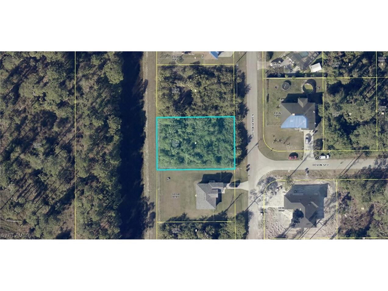 214 Victoria Avenue S Lehigh Acres FL 33974 223071050 image1