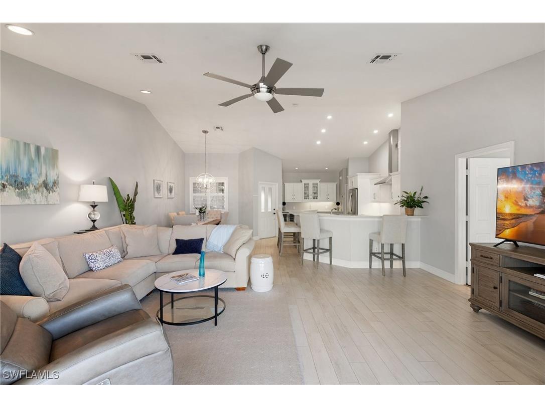 214 Waterway Court #3-201 Marco Island FL 34145 225004271 image1