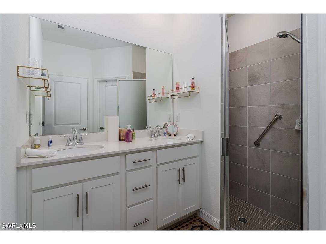 2140 Dragonfruit Way Naples FL 34120 226019296 image18