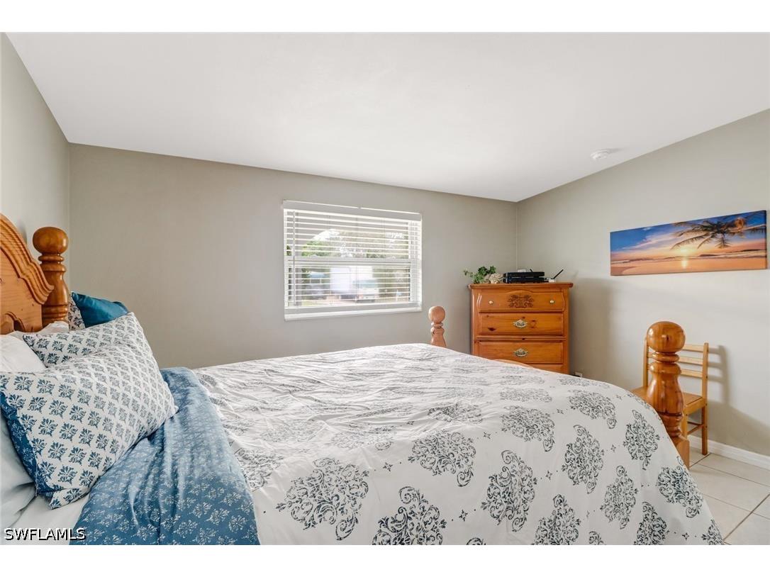2140 Harbor Lane Naples FL 34104 226025788 image11