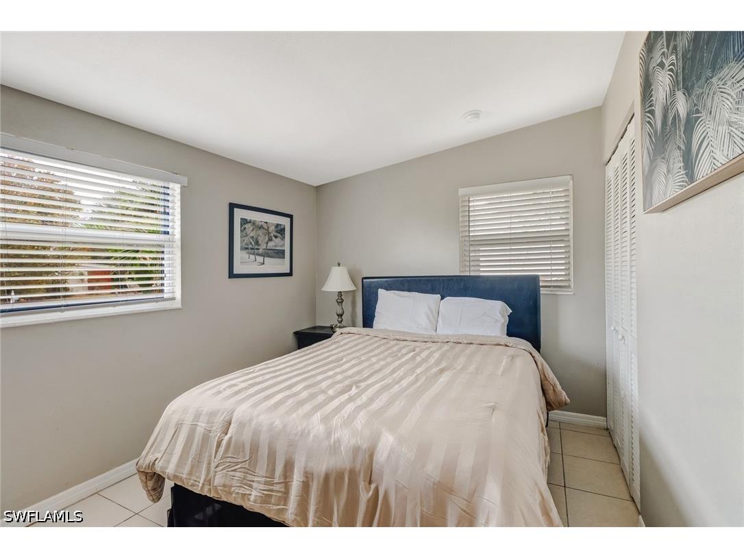 2140 Harbor Lane Naples FL 34104 226025788 image17