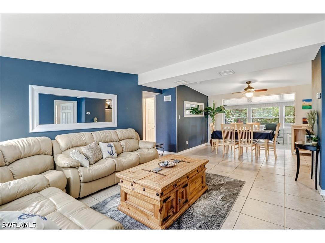 2140 Harbor Lane Naples FL 34104 226025788 image3