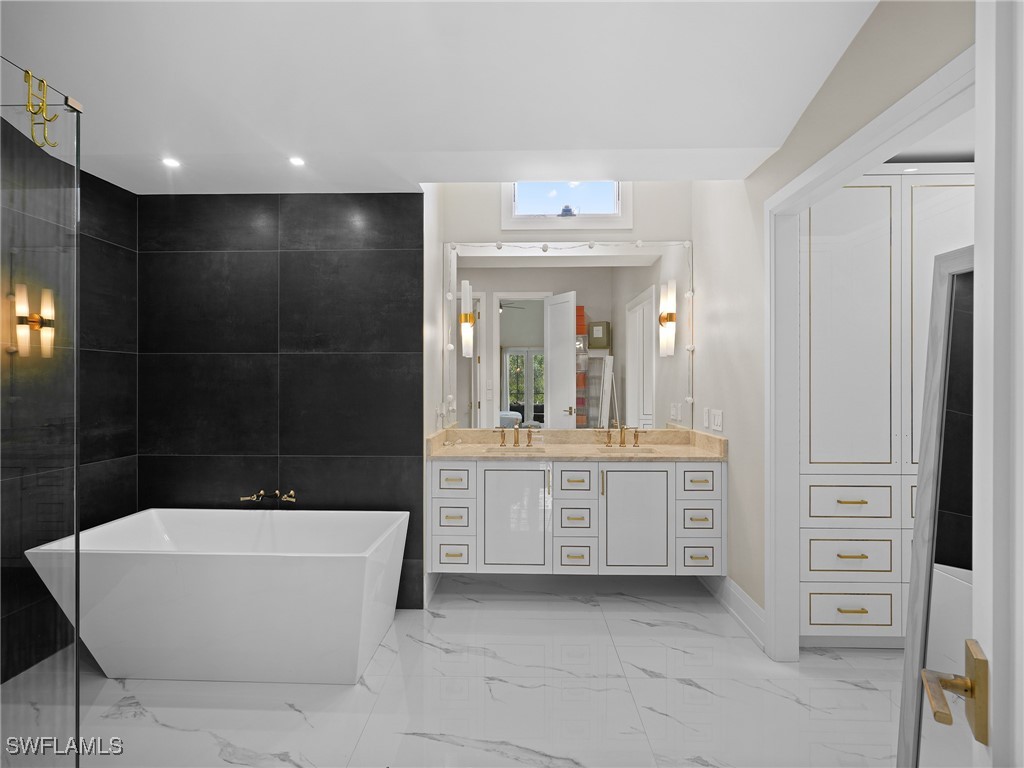 2140 Harlans Run Naples FL 34105 225073644 image7