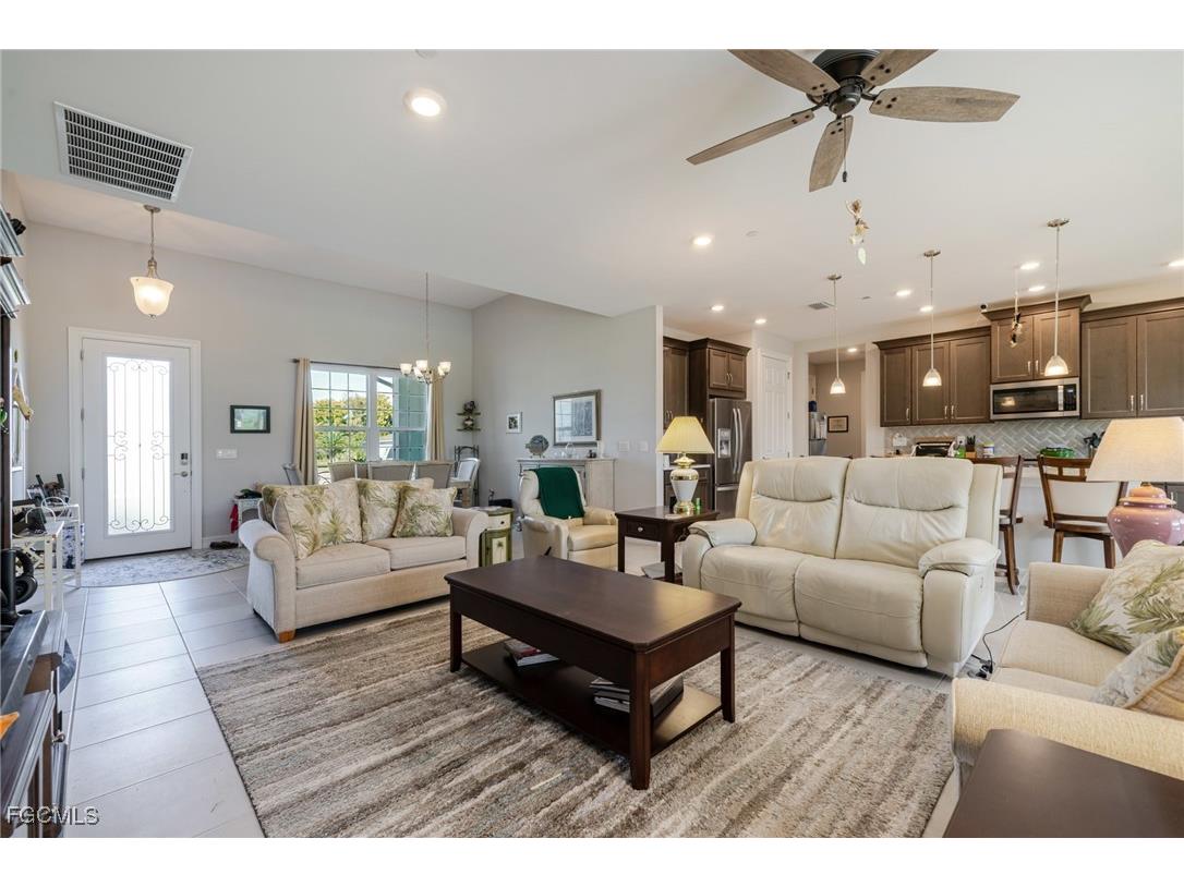 2140 Hickeys Creekside Drive Alva FL 33920 2025020413 image5