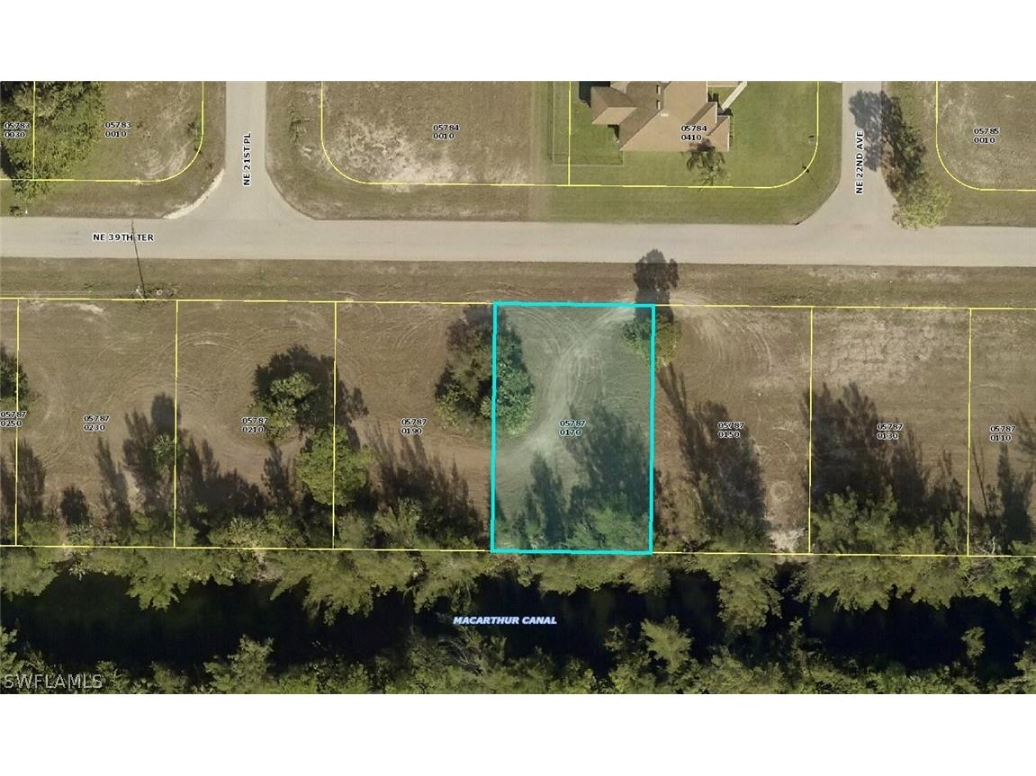 2140 NE 39th Terrace Cape Coral FL 33909 222032396 image1