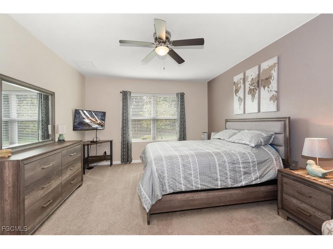 2140 Pigeon Plum Way North Fort Myers FL 33917 2025023077 image15