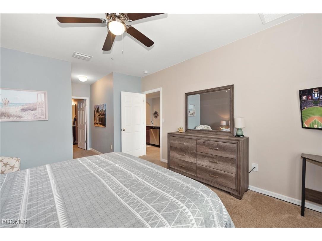 2140 Pigeon Plum Way North Fort Myers FL 33917 2025023077 image16