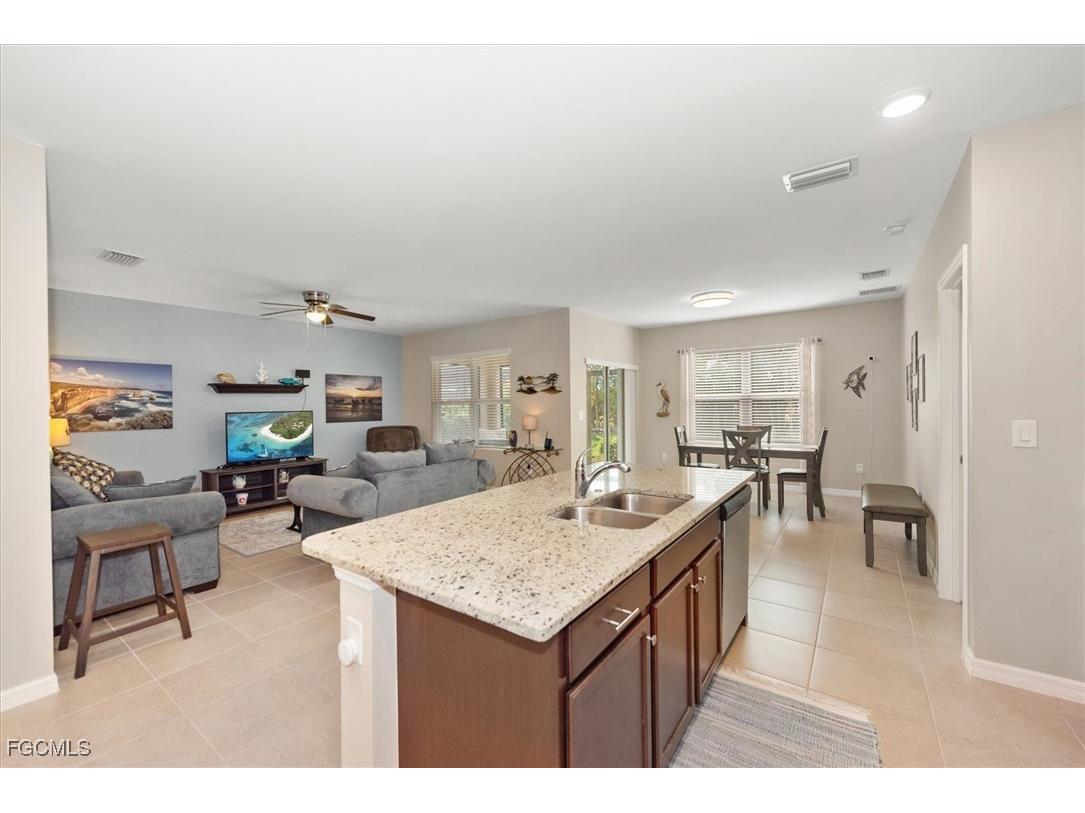 2140 Pigeon Plum Way North Fort Myers FL 33917 2025023077 image6