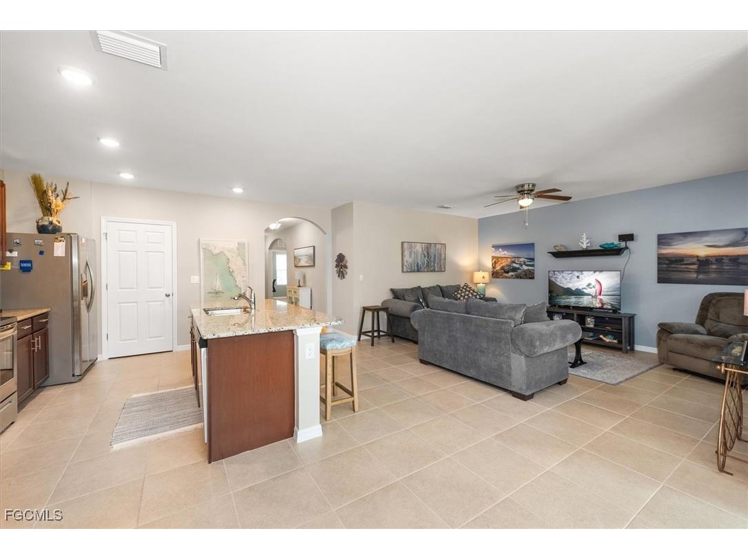 2140 Pigeon Plum Way North Fort Myers FL 33917 2025023077 image8