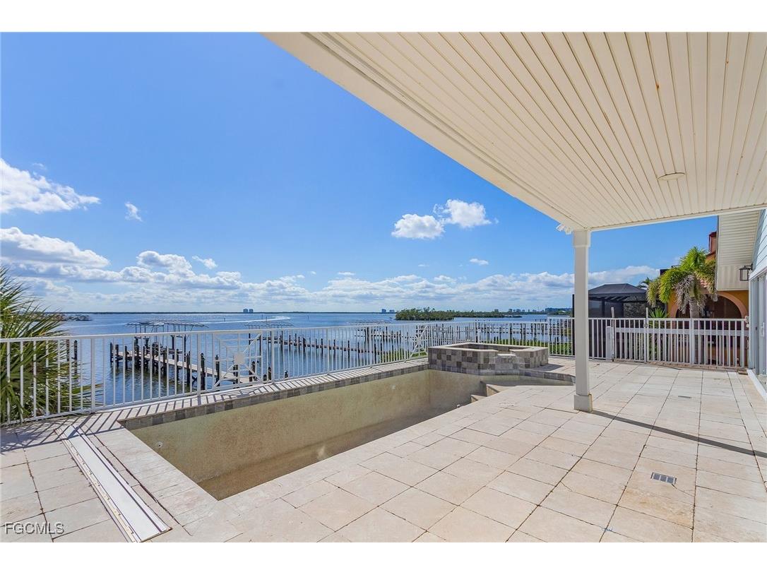 21401 Widgeon Terrace Fort Myers Beach FL 33931 2026002589 image6