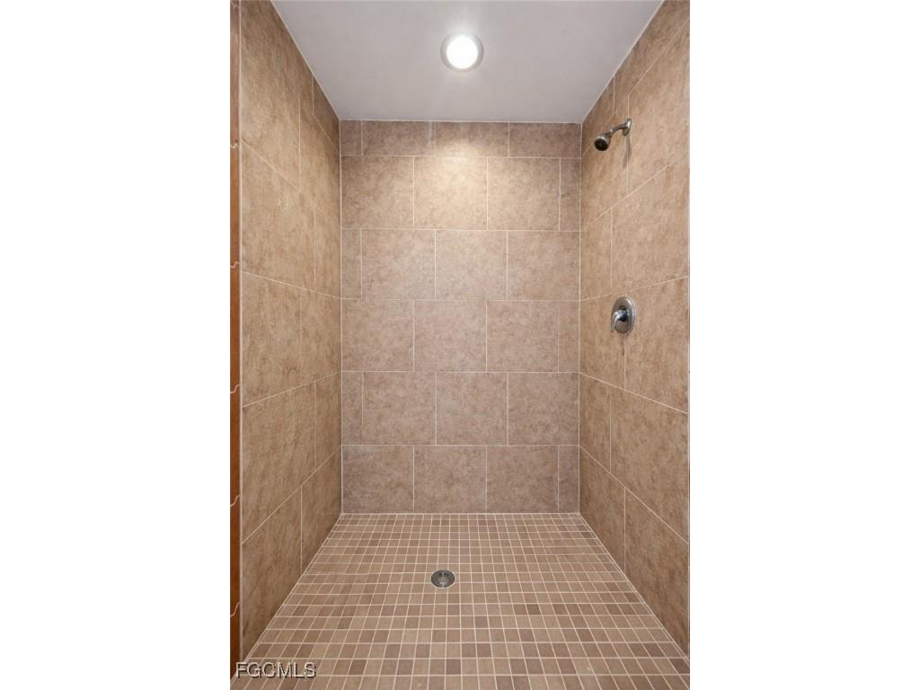 2141 SW 8th Place Cape Coral FL 33991 2026000161 image17