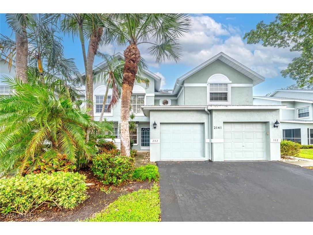 2141 Tama Circle #202 Naples FL 34112 225073192 image1