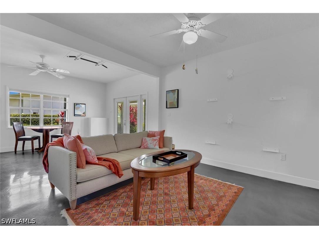 2143 Marina Drive Naples FL 34102 226017315 image47