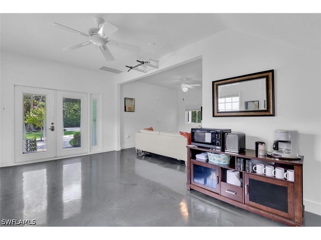 2143 Marina Drive Naples FL 34102 226017315 image49