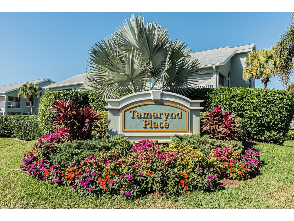 2143 Tama Circle #201 Naples FL 34112 226007771 image1