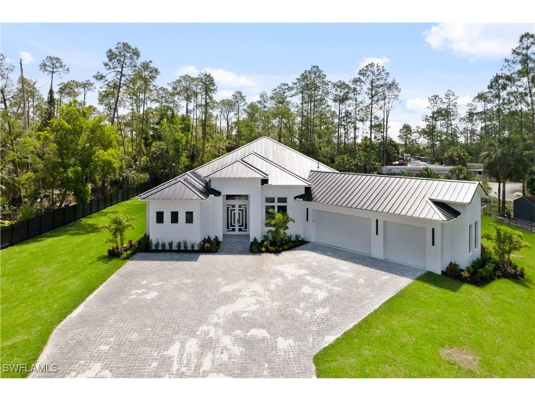 2144 17th Street SW Naples FL 34117 225065485 image1