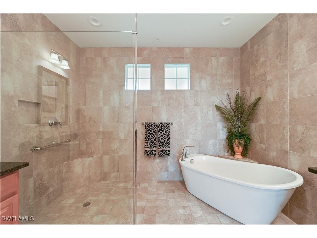 21450 Strada Nuova Circle #303 Estero FL 33928 225084824 image14
