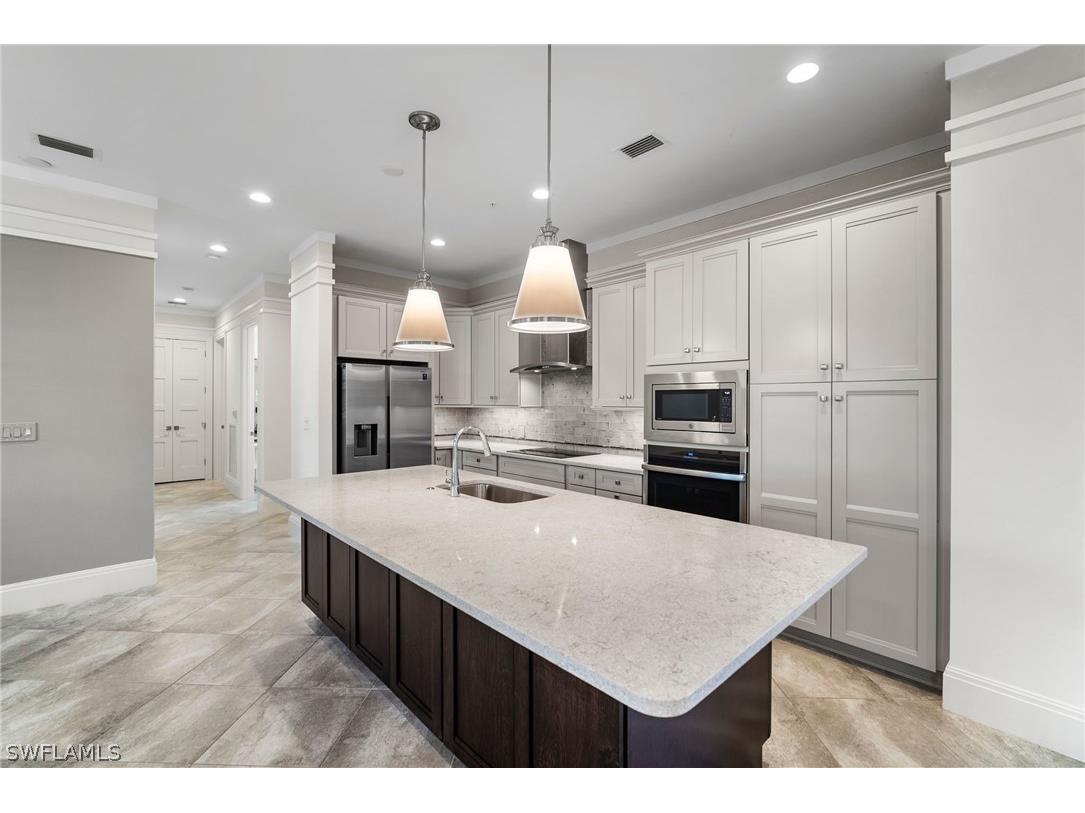 21460 Strada Nuova Circle #B210 Estero FL 33928 223079504 image1