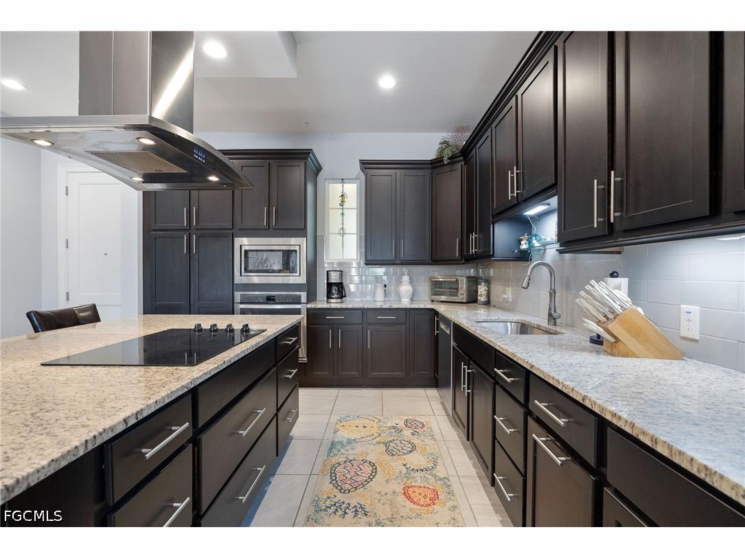 21460 Strada Nuova Circle #B214 Estero FL 33928 2026024631 image5