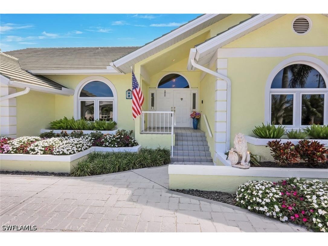2147 Snook Drive Naples FL 34102 226015214 image2